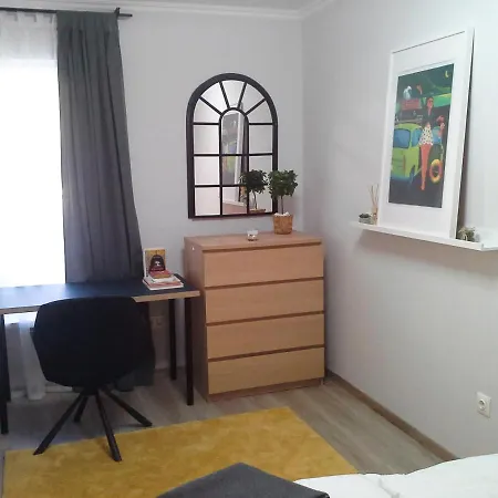 Alexandra - Chic Flat דירה